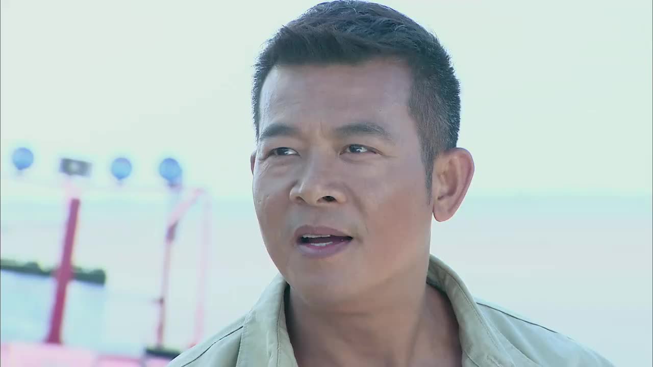 海岛救护队柯涌确认了大飞的身份他就是虎鲨