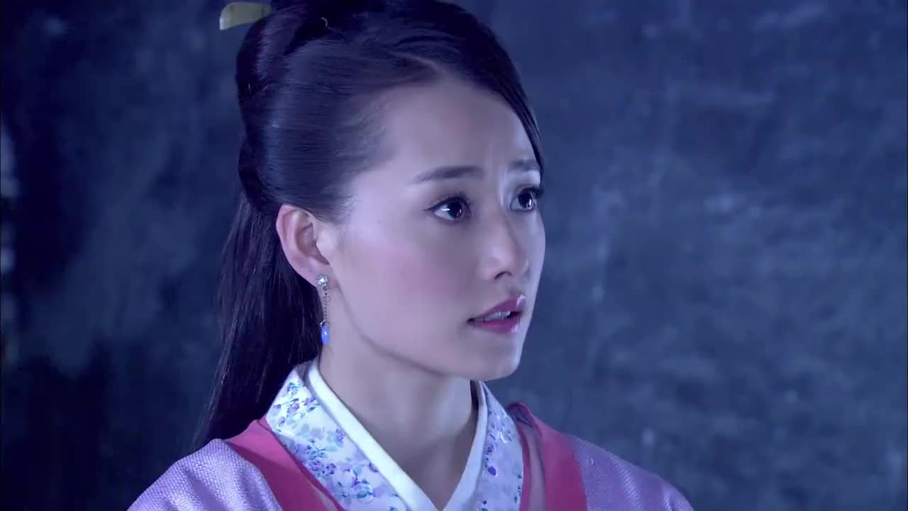 哑姑和淳延十指相扣掉入谷底