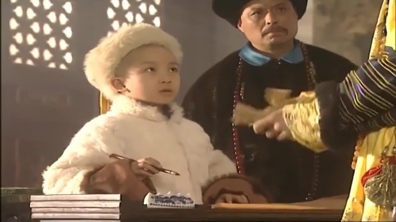 康熙王朝皇帝看过玄烨卷子后当庭将试卷撕掉让他重新背出来