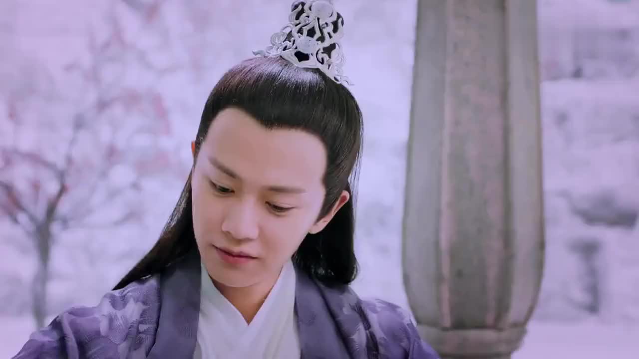 天乩之白蛇传说被这动人的琴音所感小白跟着琴音动了起来