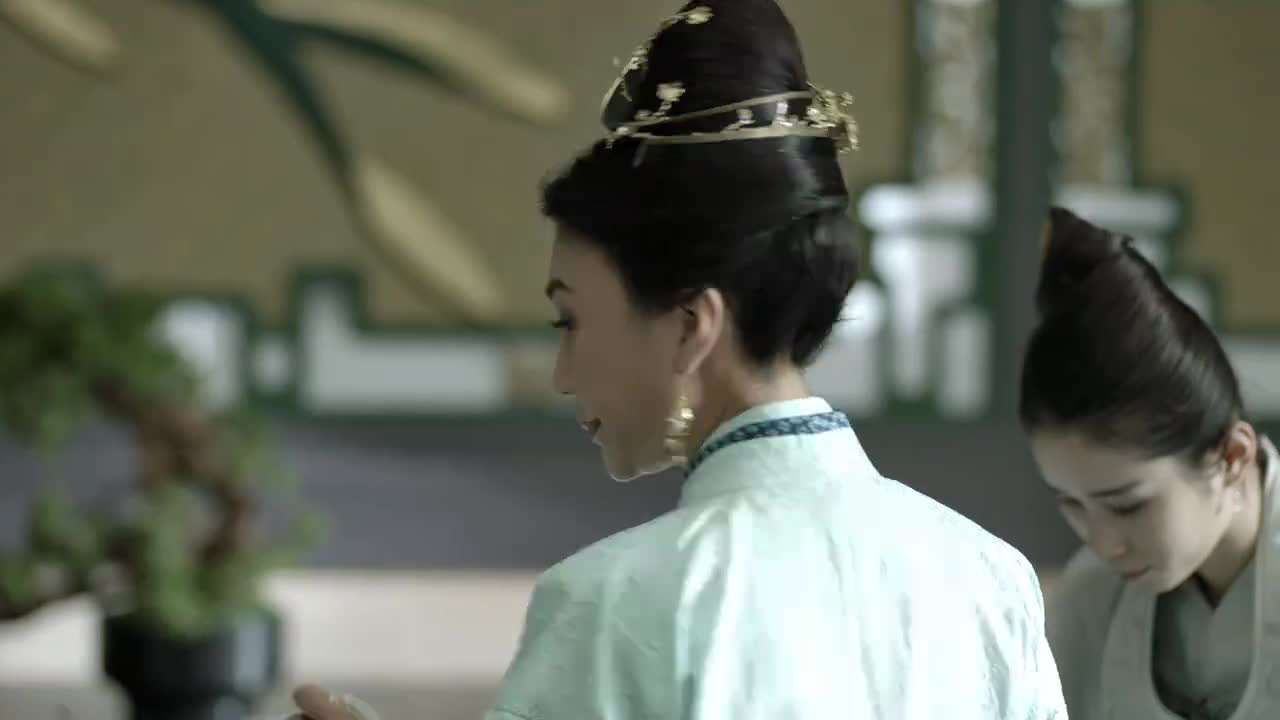 庆余年范闲见宁才人宁才人却是个武痴一开口就嫌弃他太弱小