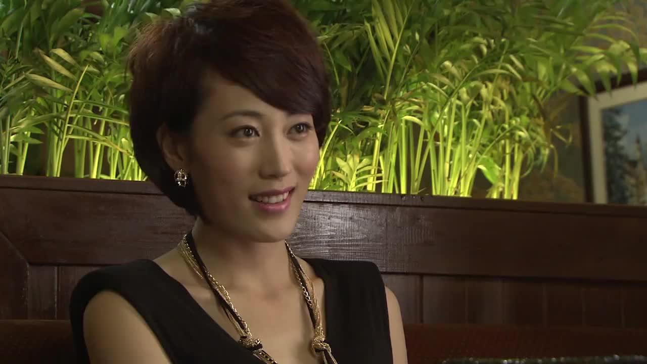 燃情密码:柯凡和女老板喝咖啡,他们会擦出怎样的火花呢