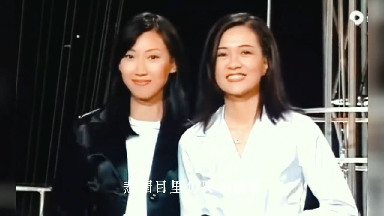 王菲经典歌曲《暧昧》，经典现场live，值得收藏！