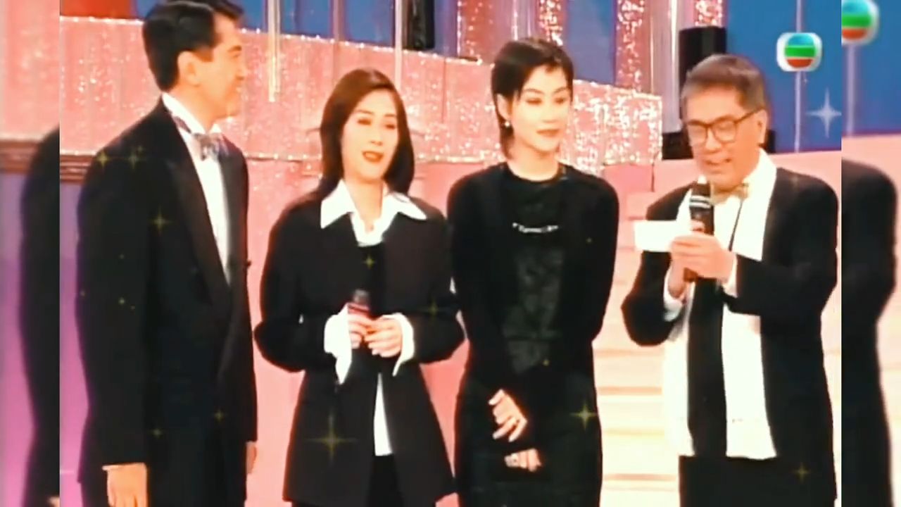 王菲与关淑怡合唱【小城故事】+【执迷不悔】一代人的回忆！
