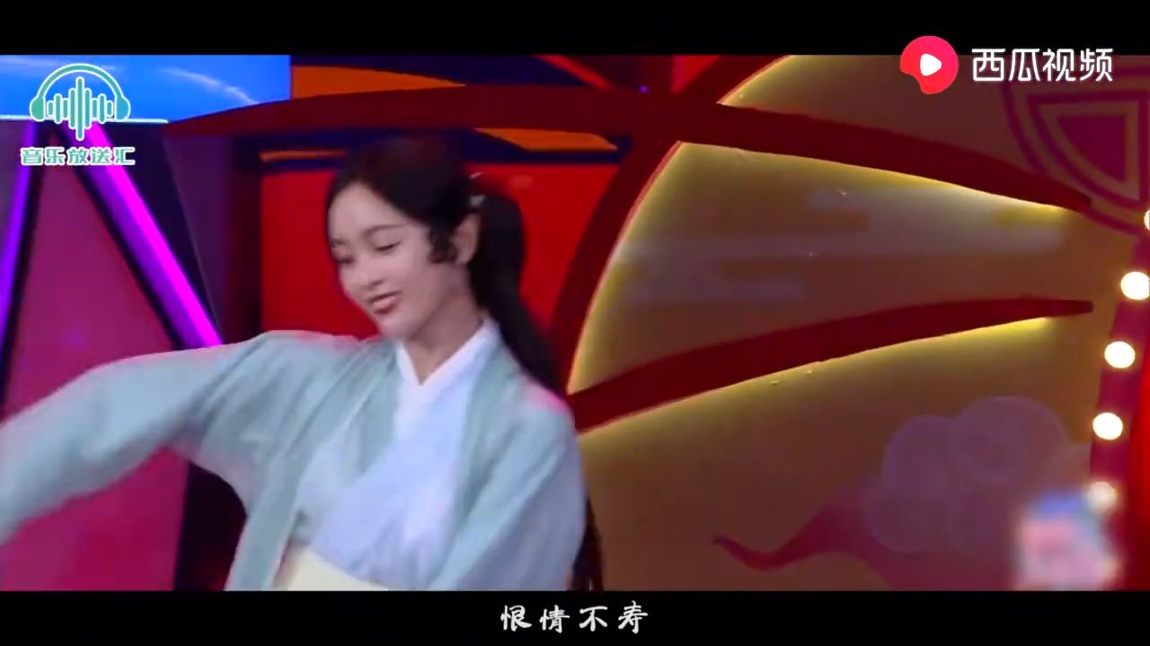 不愧是“草原灵魂”歌手，翻唱《芒种》太洗脑了，根本停不下来