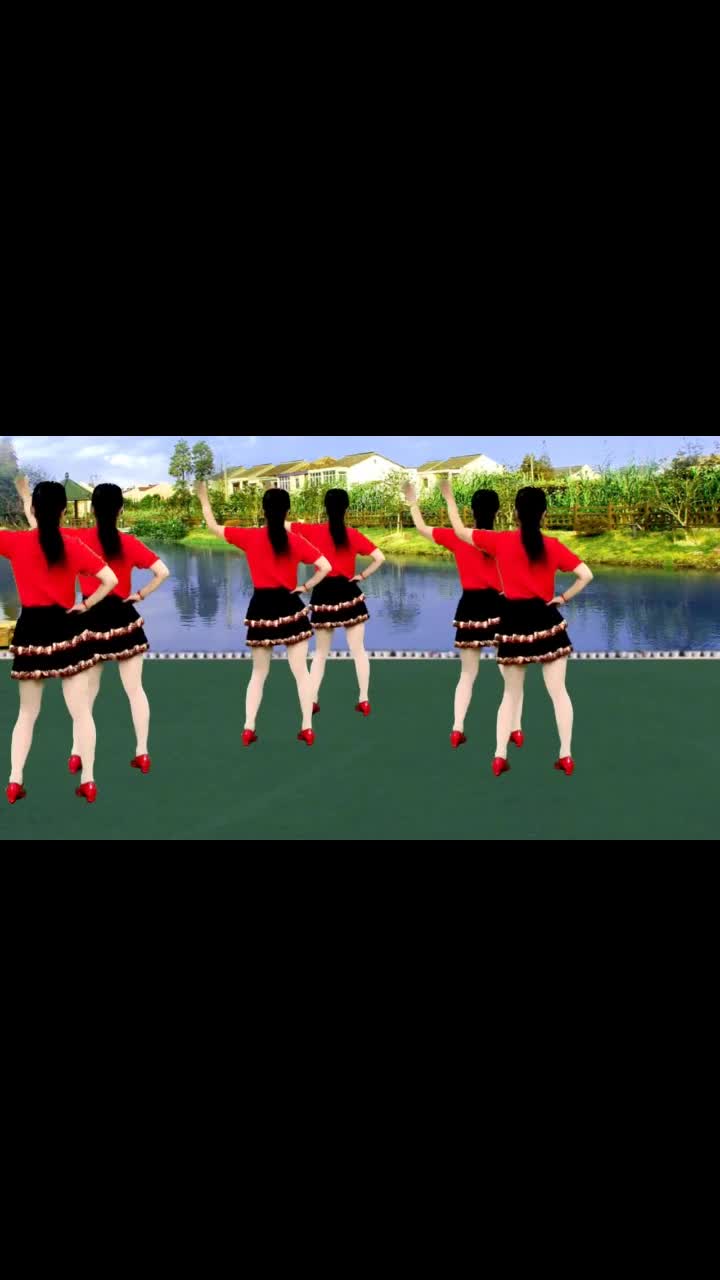 火爆广场舞《多年以后》歌曲欢快动听,舞蹈活力满满