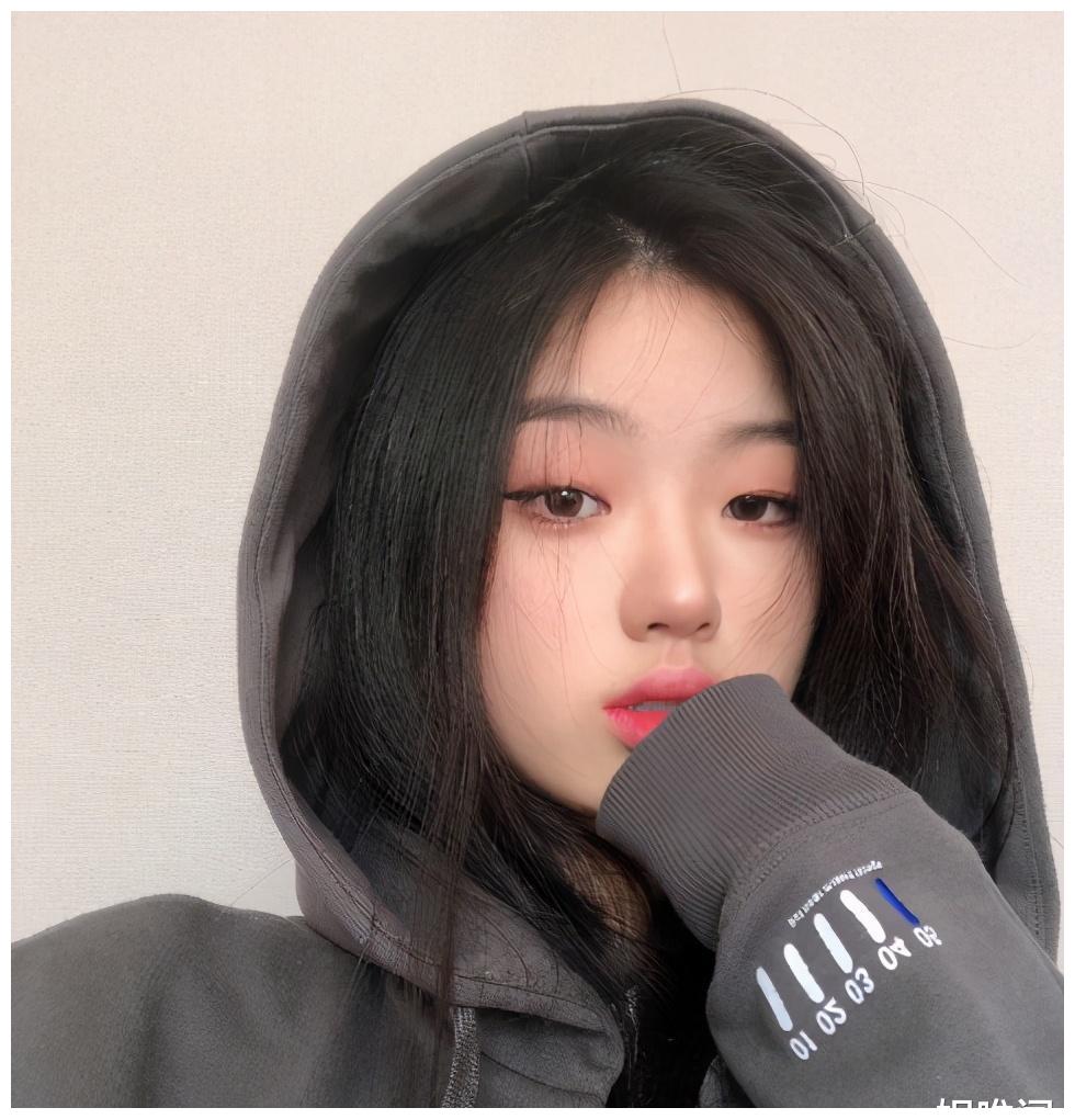 《好声音2020》开播12期,单依纯首次晒自拍照,自称是"难产户"__财经