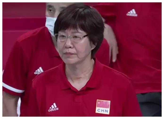 中国女排对决美国队，郎平或率先变阵，福将刘晓彤有望登场！休闲区蓝鸢梦想 - Www.slyday.coM