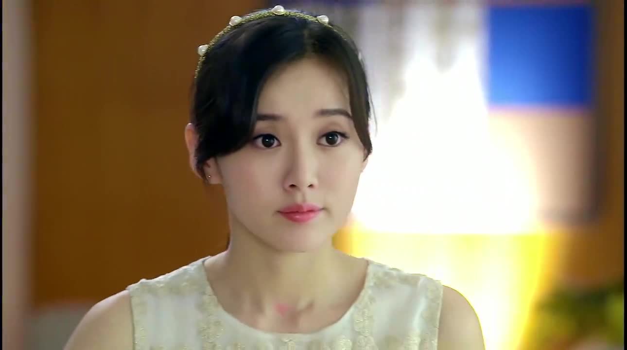 继父与亲妈破镜重圆,原本冤家姐妹也重归于好,太温暖