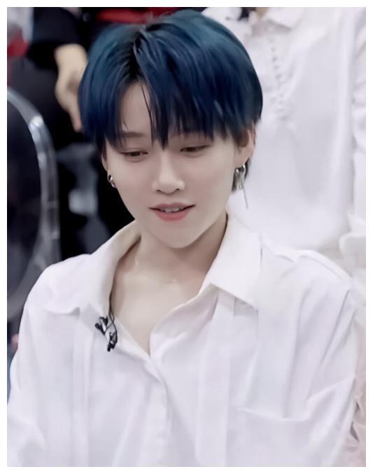 蔡徐坤成导师,孟美岐进军影视,他被人遗忘