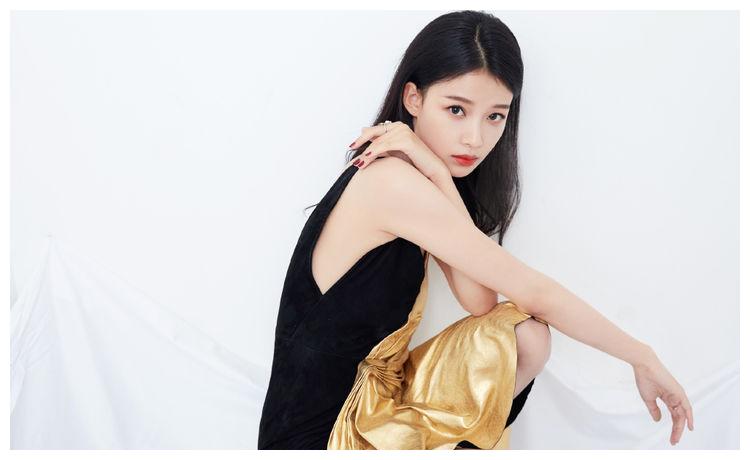 她因长得漂亮,被经纪人介绍给自己的儿子,结婚生子后越来越红