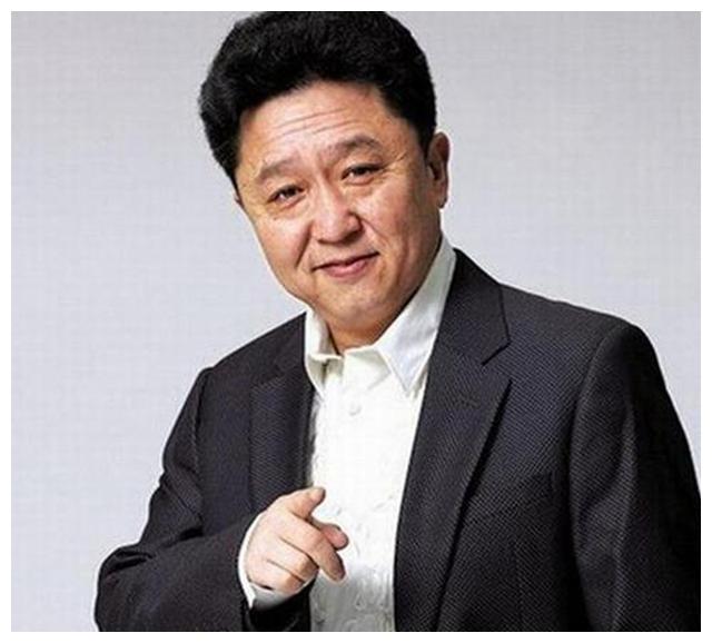 26年过去小龙人中的路人配角如今已成相声界的泰斗级人物