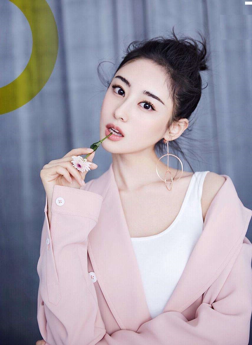 女演员关雪盈:清纯靓丽,美艳可人!