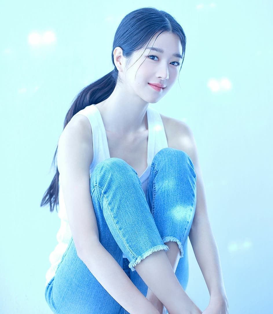 徐睿知:清纯的微笑以及可爱的面容都俘获了不少粉丝的心_高清图集