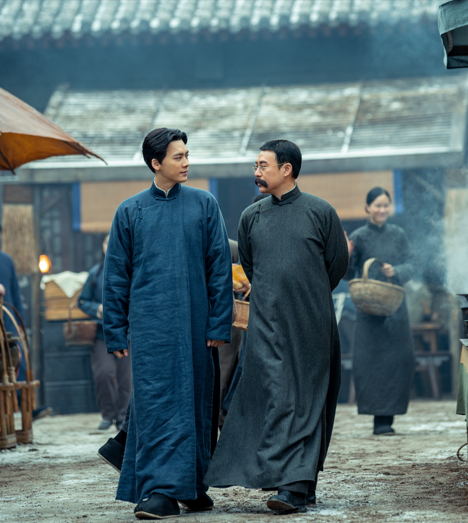 看到革命者中李易峰的扮相第一次让我相信了演员的可塑性