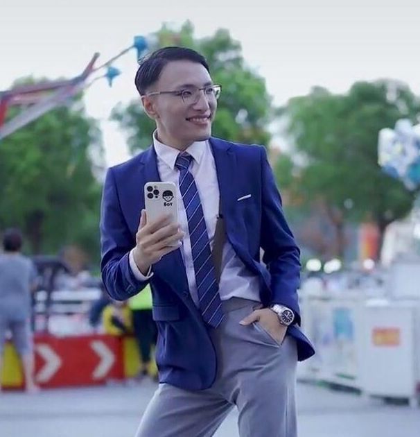 田一名走红后,他的视频曾被杨迪,张真源等人模仿,前段时间还登上了