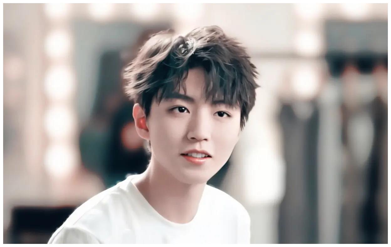 娱乐点评杨紫王俊凯陈瑶张新成吴昕陈伟霆