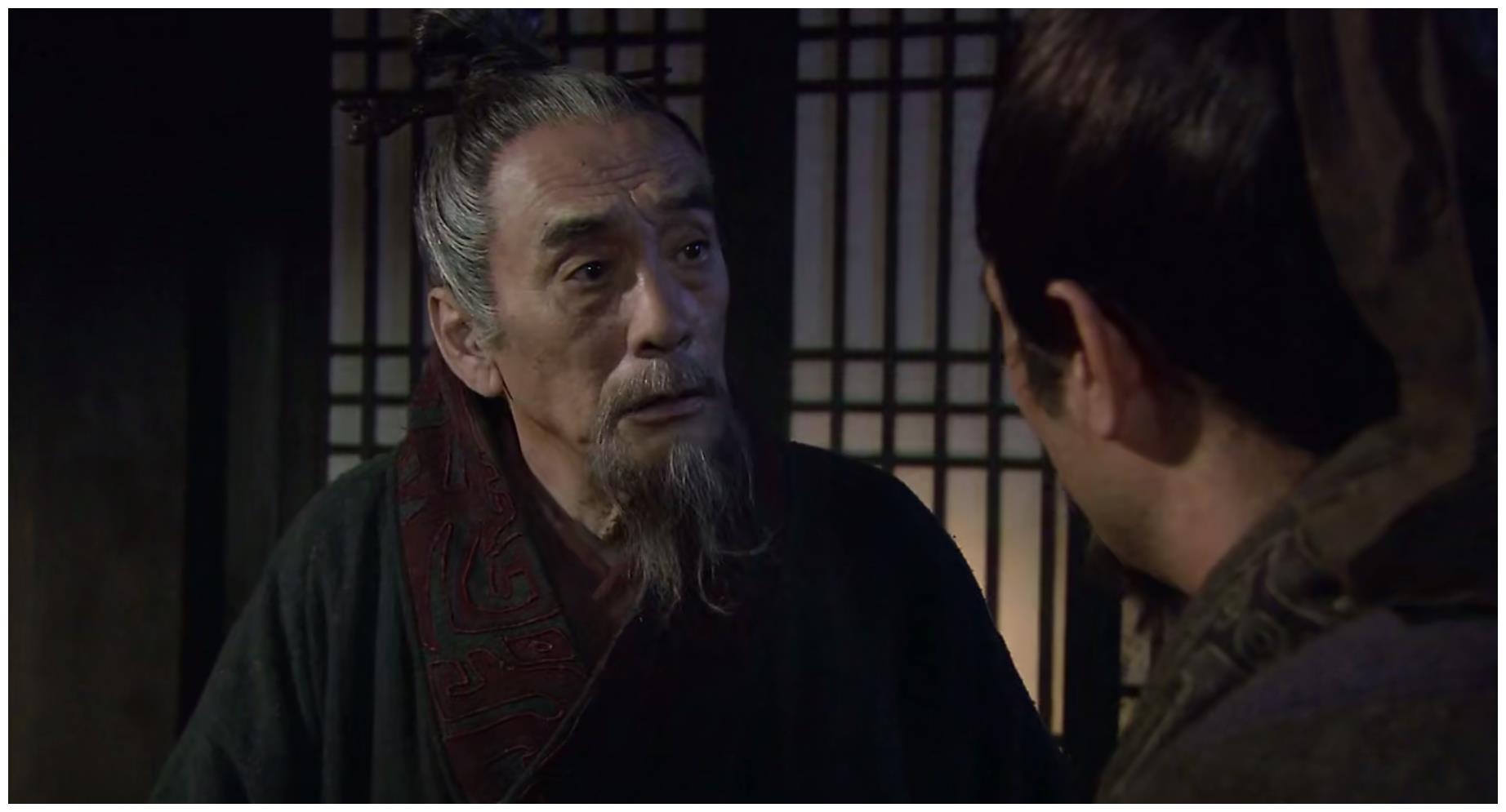 三国演义10:当王允成功用计杀死董卓的时候,他自己也离死不远了