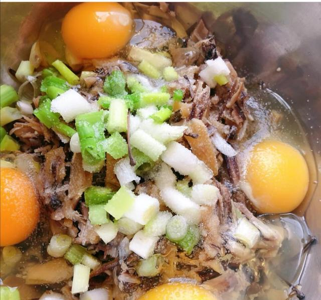 朋友亲自下厨,做了一道菜让全场愣住,没想到这东西居然还能吃的休闲区蓝鸢梦想 - Www.slyday.coM 朋友亲自下厨,做了一道菜让全场愣住,没想到这东西居然还能吃的休闲区蓝鸢梦想 - Www.slyday.coM