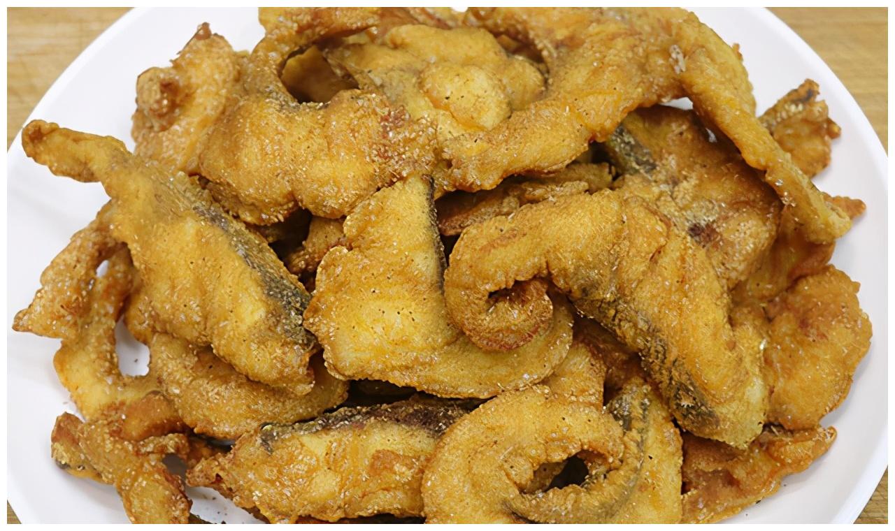 教你做椒盐香酥鱼块,外皮金黄酥脆,鱼肉入味不腥,比炖汤好吃