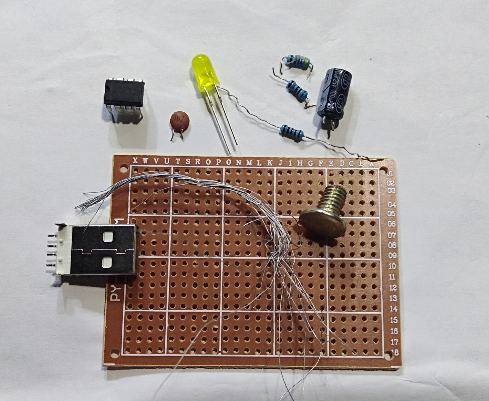 用ne555芯片制作触摸延迟灯555系列6