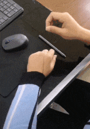 神回复：假如你女朋友发烧40度，你王者荣耀晋级赛刚开，怎么办？休闲区蓝鸢梦想 - Www.slyday.coM