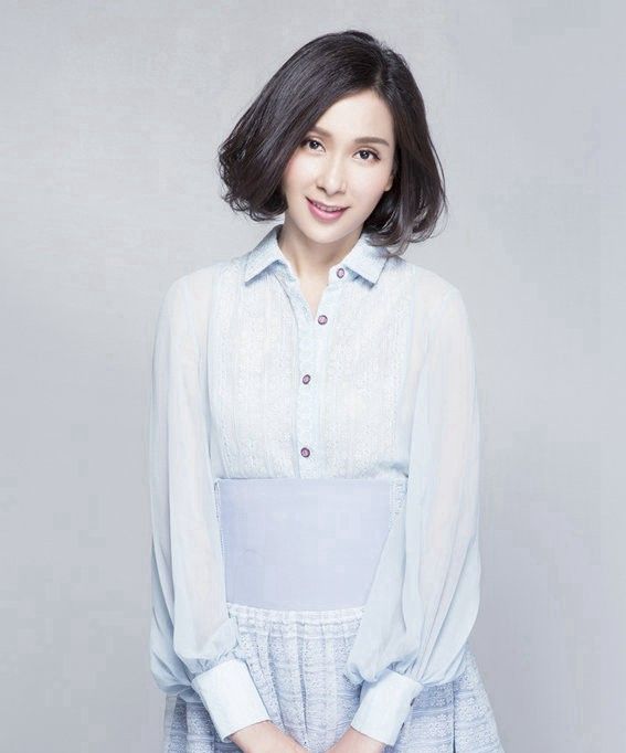 杨恭如,俏皮甜美的齐肩短发,看上去满满的都是熟女的优雅和魅力_高清