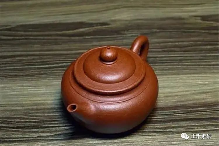 松永朱泥龍仙人文桃型水滴急須 【公式通販】