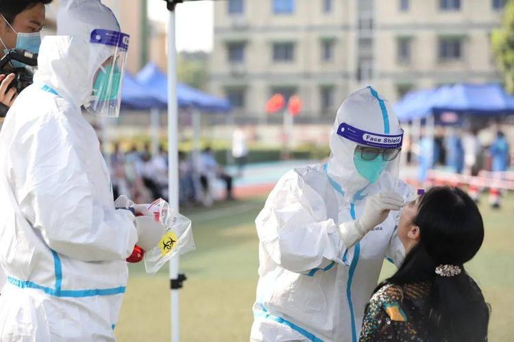 每日疫情早关注|上海新增本土确诊824例无症状20398例休闲区蓝鸢梦想 - Www.slyday.coM 每日疫情早关注|上海新增本土确诊824例无症状20398例休闲区蓝鸢梦想 - Www.slyday.coM