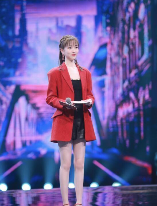 蒙面舞王没想到她这么会说主持人张纯烨情商太高