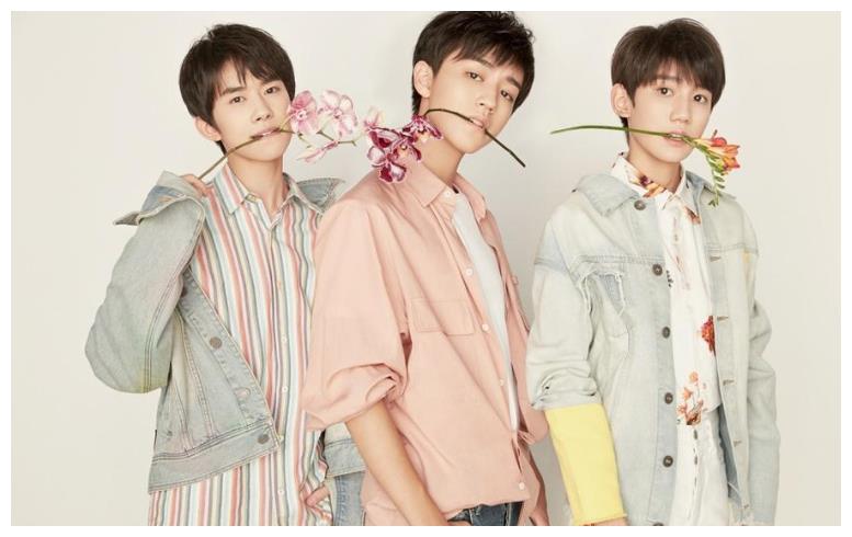 顶流粉丝迷惑发言:肖战从30米摔下来没哭,王一博一天工作25小时休闲区蓝鸢梦想 - Www.slyday.coM 顶流粉丝迷惑发言:肖战从30米摔下来没哭,王一博一天工作25小时休闲区蓝鸢梦想 - Www.slyday.coM