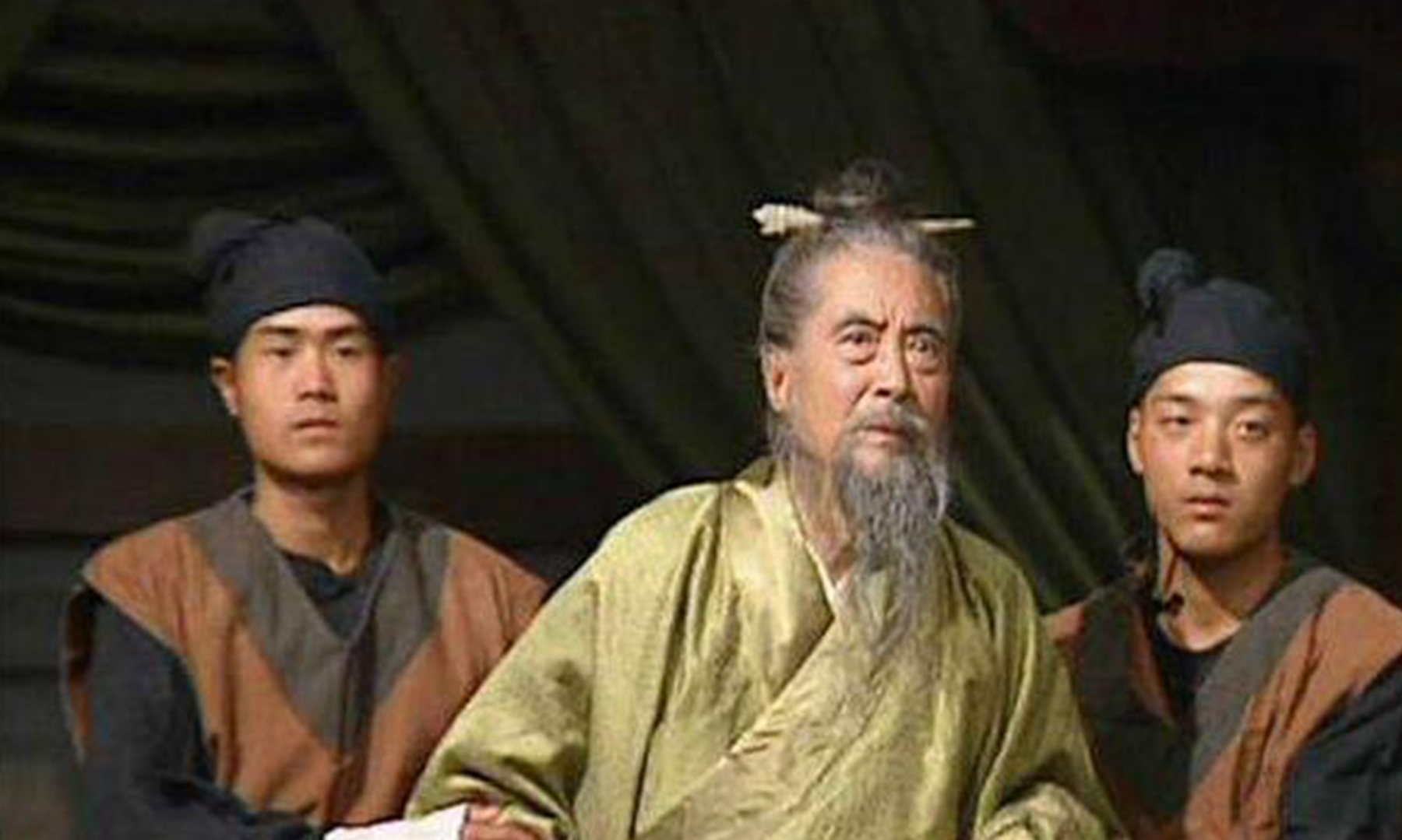 也就是说他的恶劣程度,比起吕布的人品,更有过之而不及,只因为笮融在