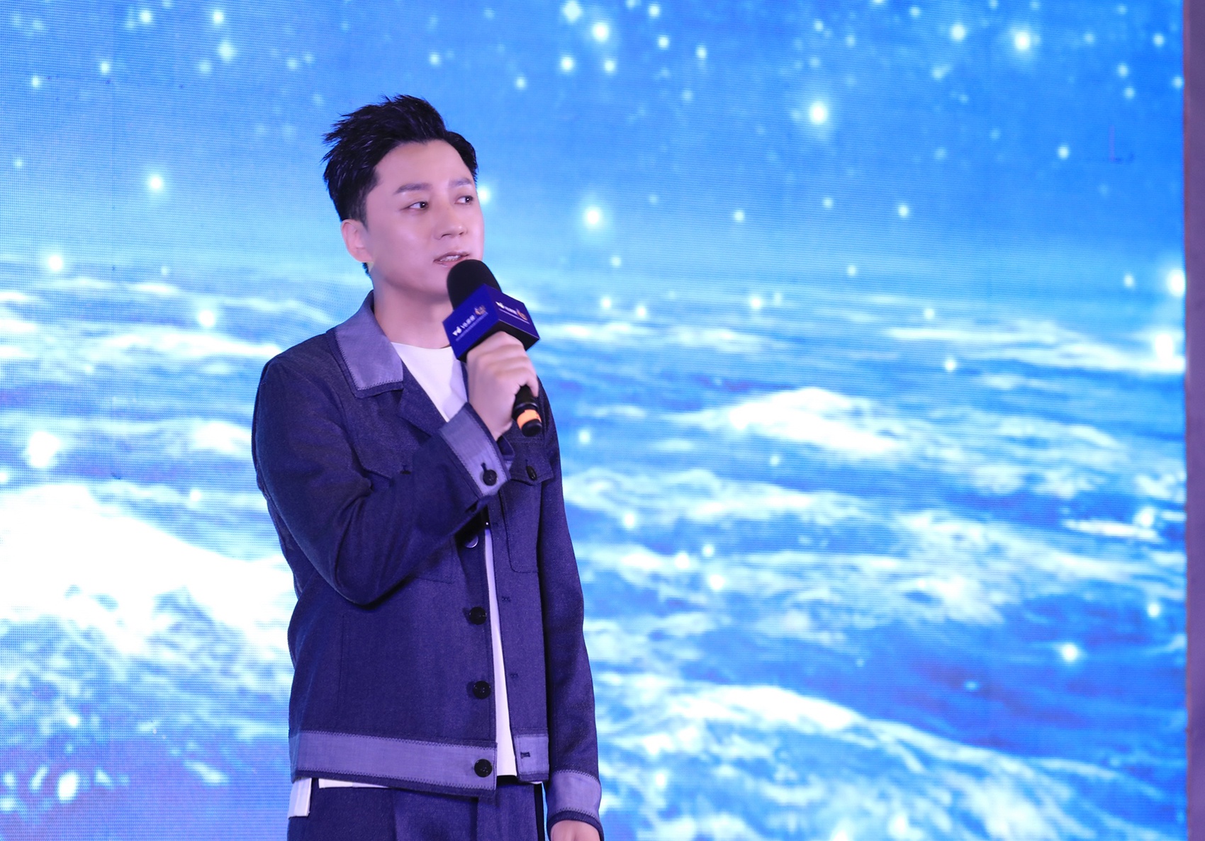 歌手张磊助力"好声音"海选 不忘初心寄语逐梦青年