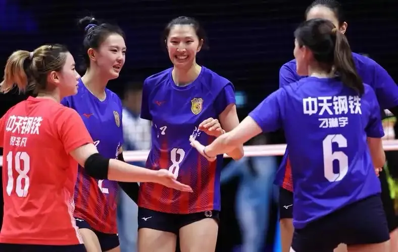 江苏女排新赛季新气象：更国际化，四人接一传！张常宁去哪当教练