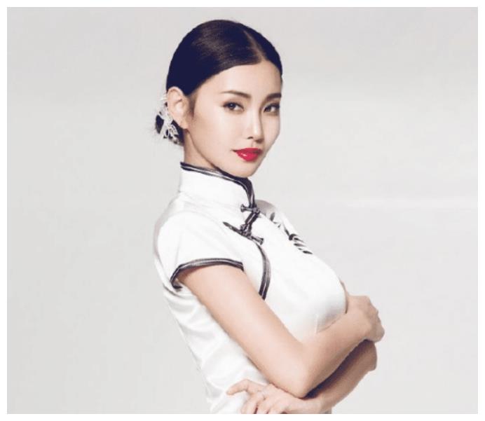 童飞|王晶|周润发_新浪新闻