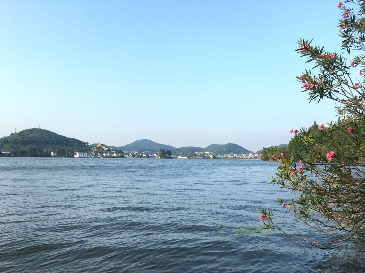 浙江秋季旅游景点推荐 东钱湖风景区旅游攻略 低音号免费语音导游|东