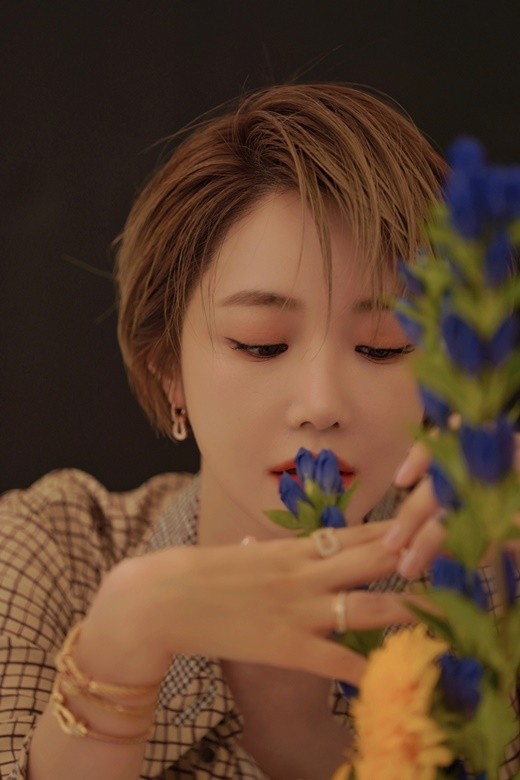 韩国女艺人高俊熙最新杂志写真曝光