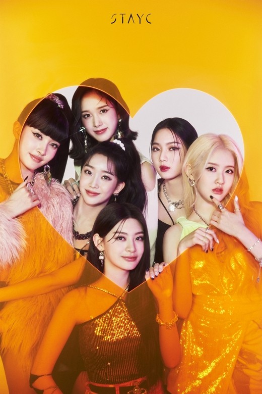 stayc的经纪公司今天宣布了stayc演唱《我们的蓝调》