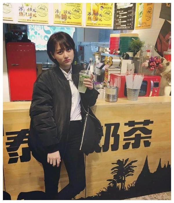 增肥15斤,没想到瘦下来的样子神似迪丽热巴|二十不惑|董思怡|迪丽热巴