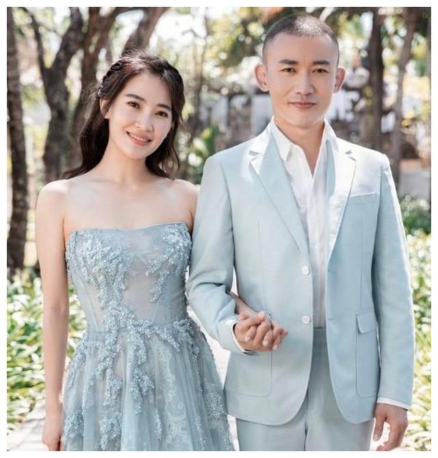 黄奕聂远晒同框照亲密互动不避嫌