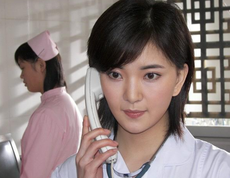 内地女星何苗剧照_高清图集_新浪网