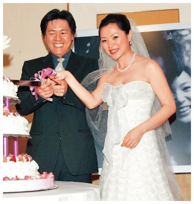 《意难忘》女主人把儿子留在荒岛上,与一个富裕家庭结婚14年|张凤书