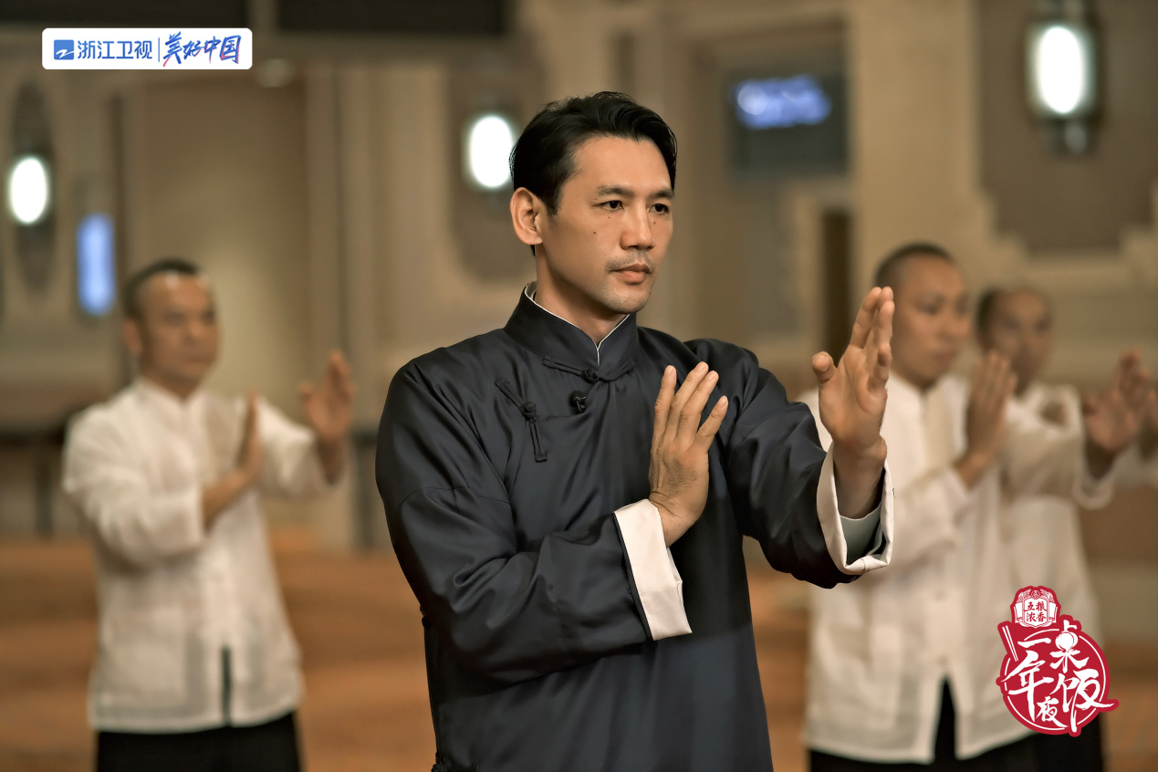 《一桌年夜饭》感受传统文化 传承国粹艺术
