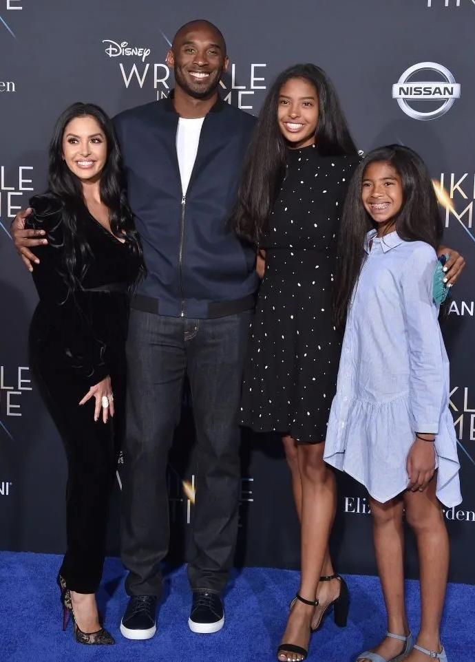 科比女儿出道当模特高挑身材驾驭各种造型用自信击碎外界嘲讽