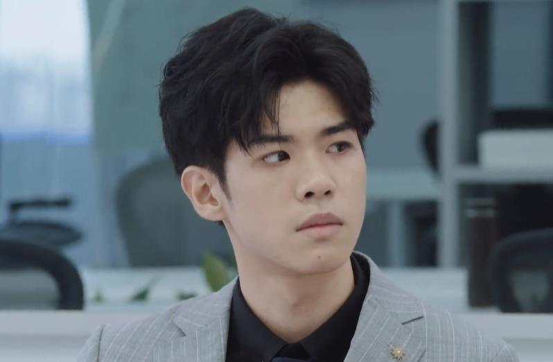 李晋晔小组谈判小白兔詹秋怡却强势输出带教律师一脸满意