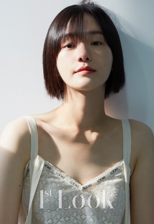 韩国女艺人朴珪瑛最新杂志写真曝光|杂志|韩国女艺人
