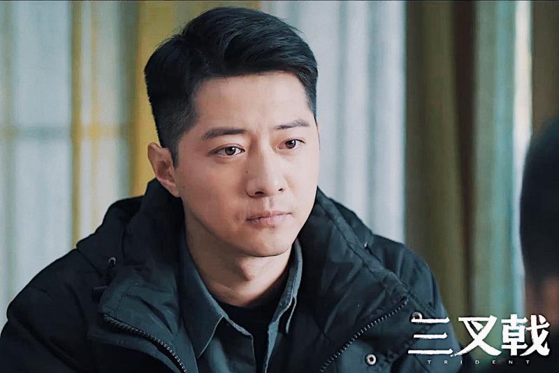 郭家豪特别出演电视剧三叉戟再度挑战警察角色