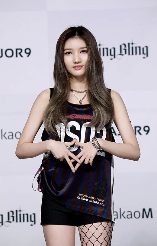 韩国女团bling bling出道单曲《g.g.b》发布会