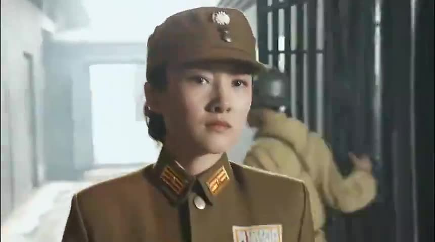 壮士出川葛薇去监狱探望张抗可是结果换来的是挥泪告别