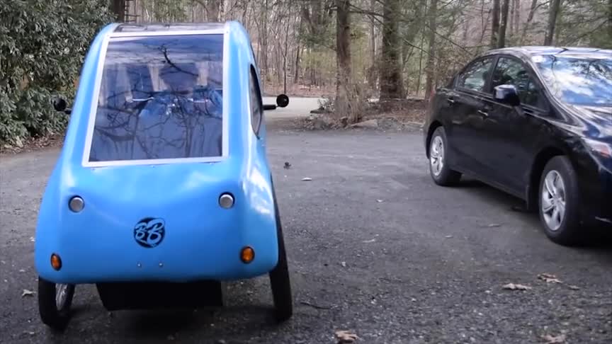 如此精致的三轮小汽车没见过吧?开在路上一定很拉风!